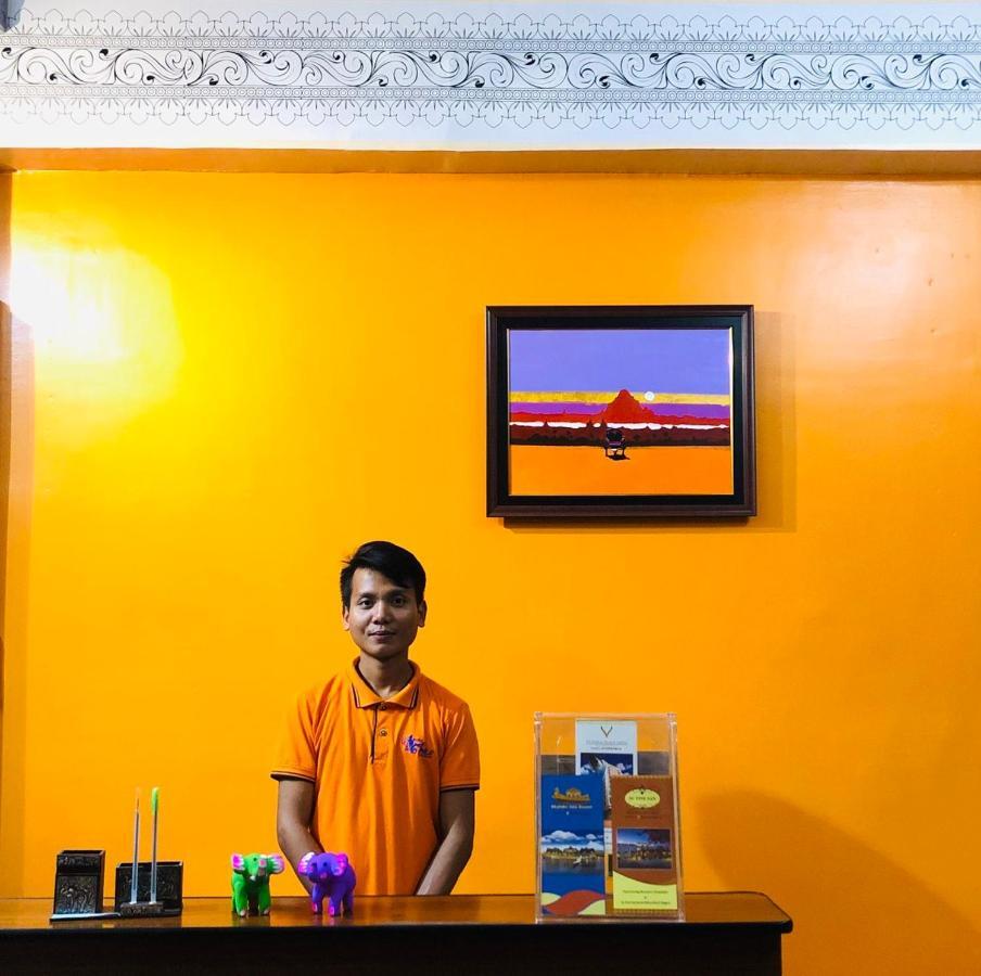 Amico Del Myanmar Hostel Gyogon Екстериор снимка